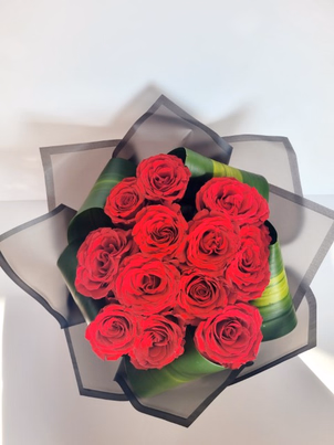 RED ROSE alternate view