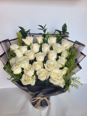 CLASSIC WHITE 