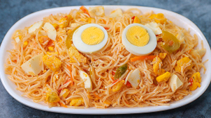 EGG chow-mein