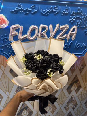 BLACK BOQUET alternate view