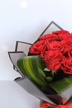 Timeless Classic Red Rose Bouquet alternate view